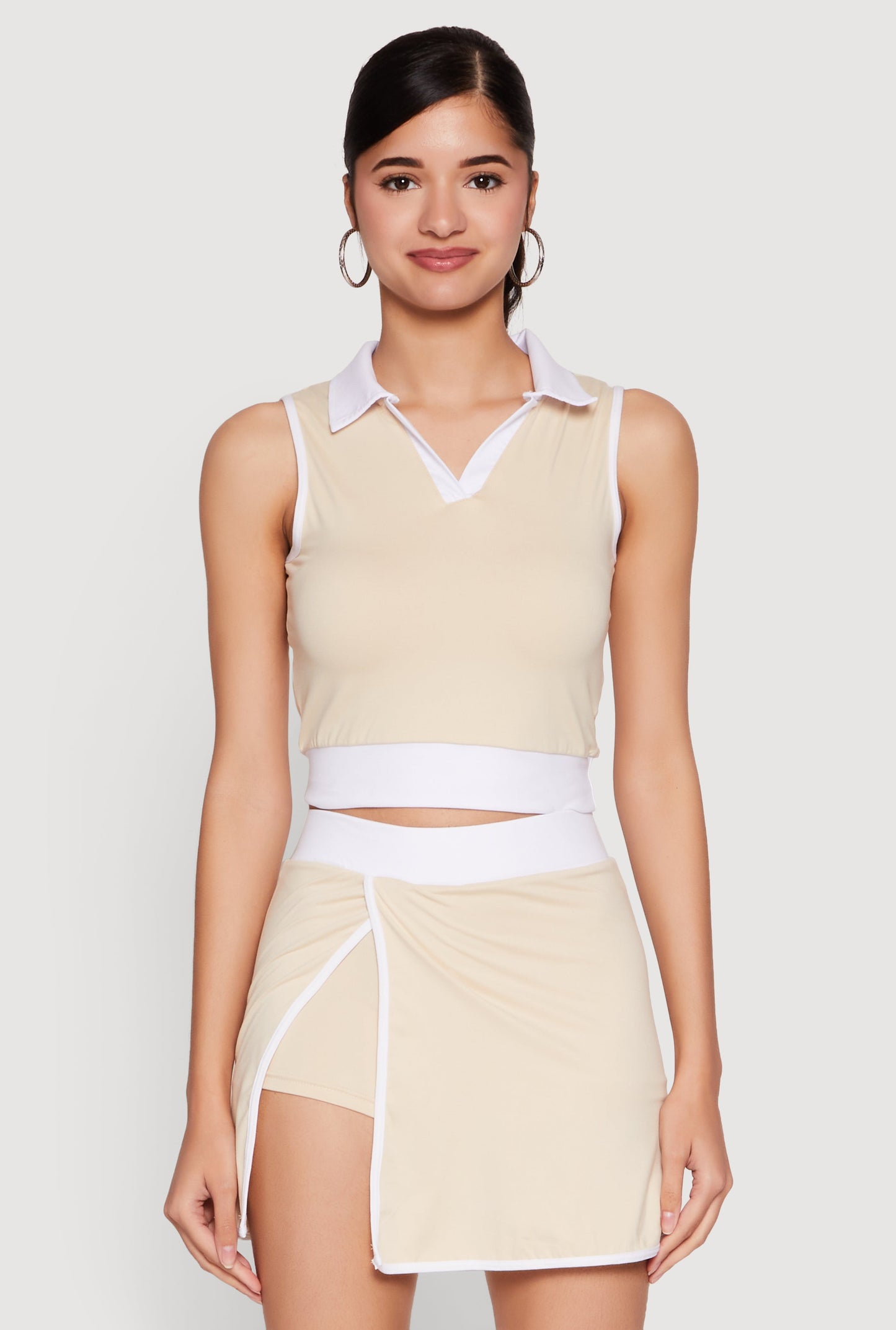 Contrast Trim Sleeveless Polo Shirt
