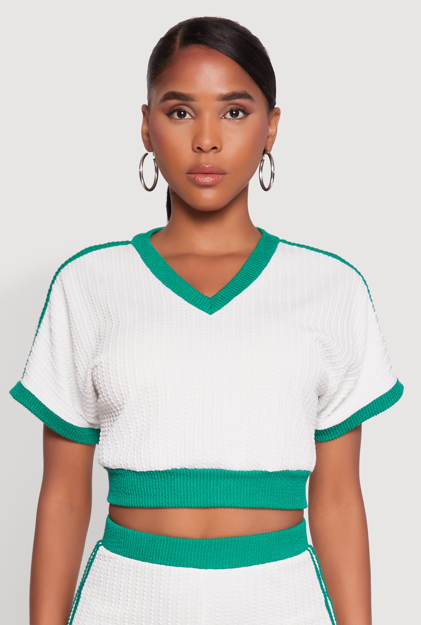 Contrast Trim Crop Top