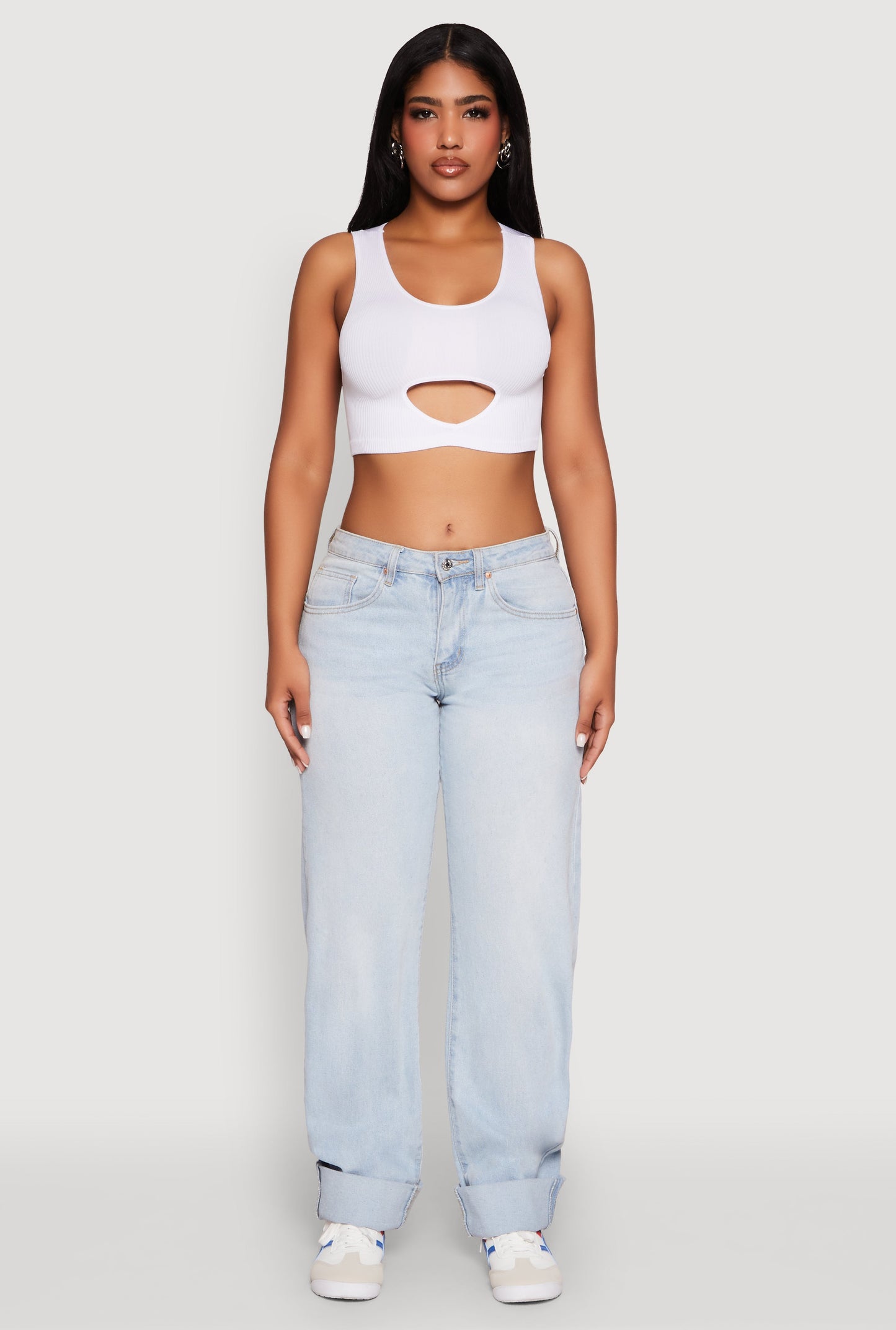 Cut Out Front Seamless Cropped Tank Top
