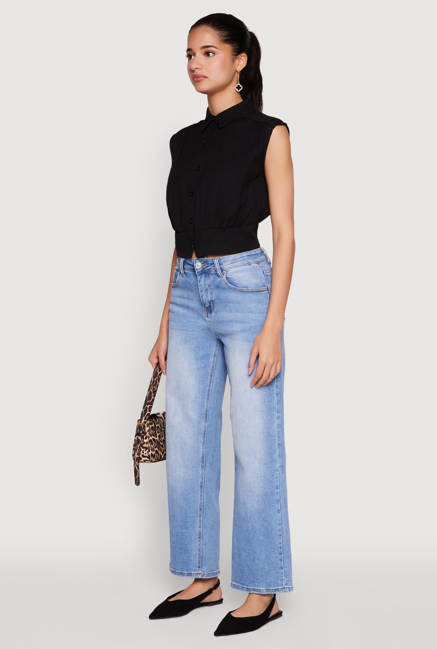 Sleeveless Cropped Button Front Shirt